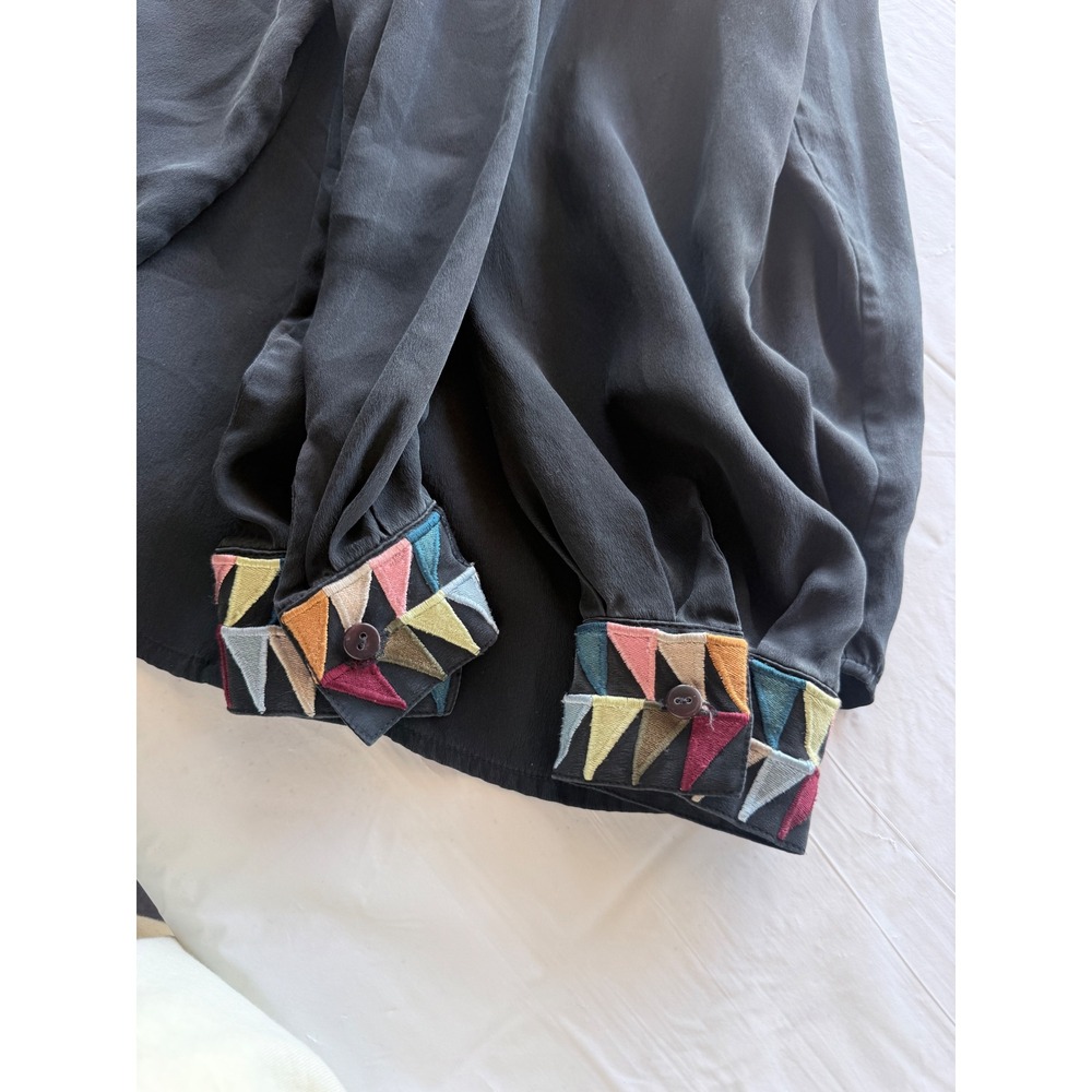 Blue Ice Vintage 100% Silk Black Button Up Blouse Embroidered Triangles Size L - Picture 6 of 7